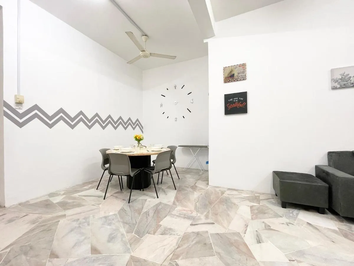 Pangsapuri Hilir Kota 3B2B Near To Town Melaka Апартаменты